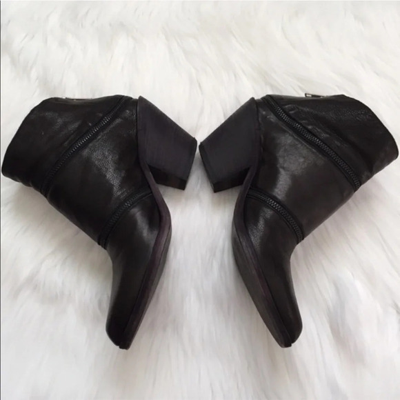 Designer LD Tuttle The Return Black Saks Fifth Avenue Leather Mule Boots size 6 - Picture 2 of 6